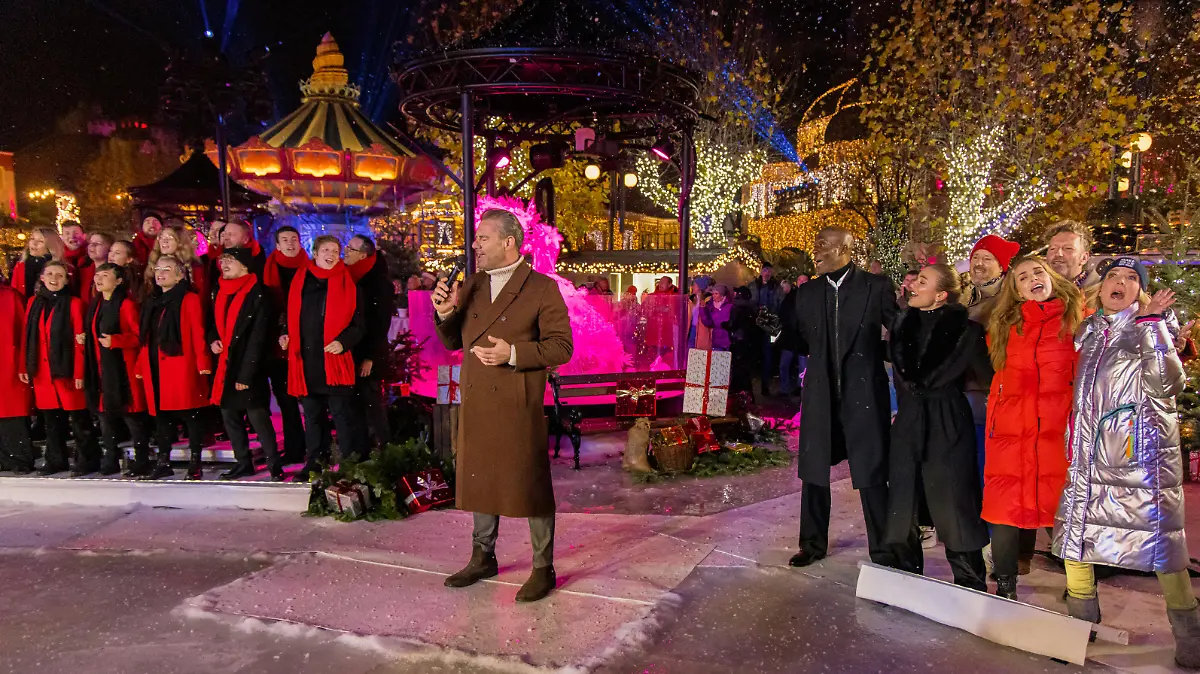 Der märchenhafte Wintertraum im Phantasialand bietet die perfekte Kulisse für "Das große Weihnachtssingen"