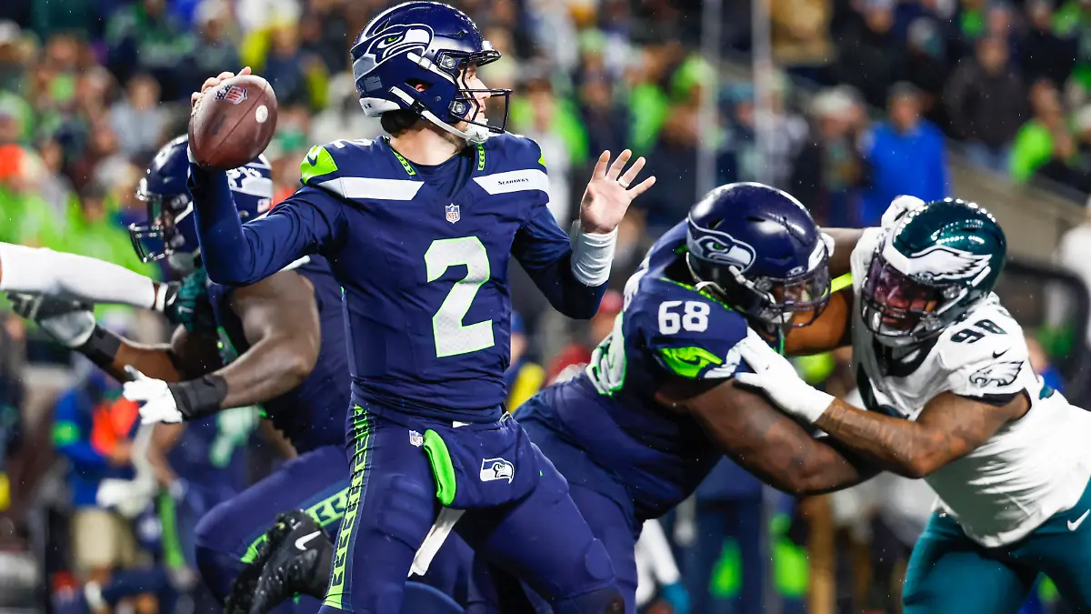 Dec 18, 2023; Seattle, Washington, USA; Seattle Seahawks quarterback Drew Lock (2) passes against the Philadelphia Eagles during the fourth quarter at Lumen Field. Mandatory Credit: Joe Nicholson-USA TODAY Sports
