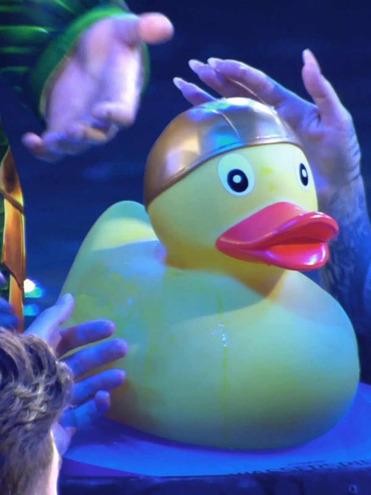Die goldene Badekappe ist vergeben! Die ersten "RTL Wasserspiele" haben ihren ersten Gewinner