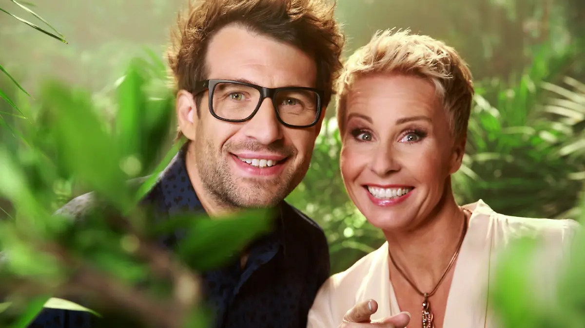 Happy Birthday, Dschungelcamp! 'Ich bin ein Star - Holt mich hier raus!' geht in die zehnte Runde. Gewohnt bissig präsentiert das Moderatorenduo Sonja Zietlow (47) und Daniel Hartwich (36) wieder das Dschungelcamp täglich live aus dem australischen Urwald. 