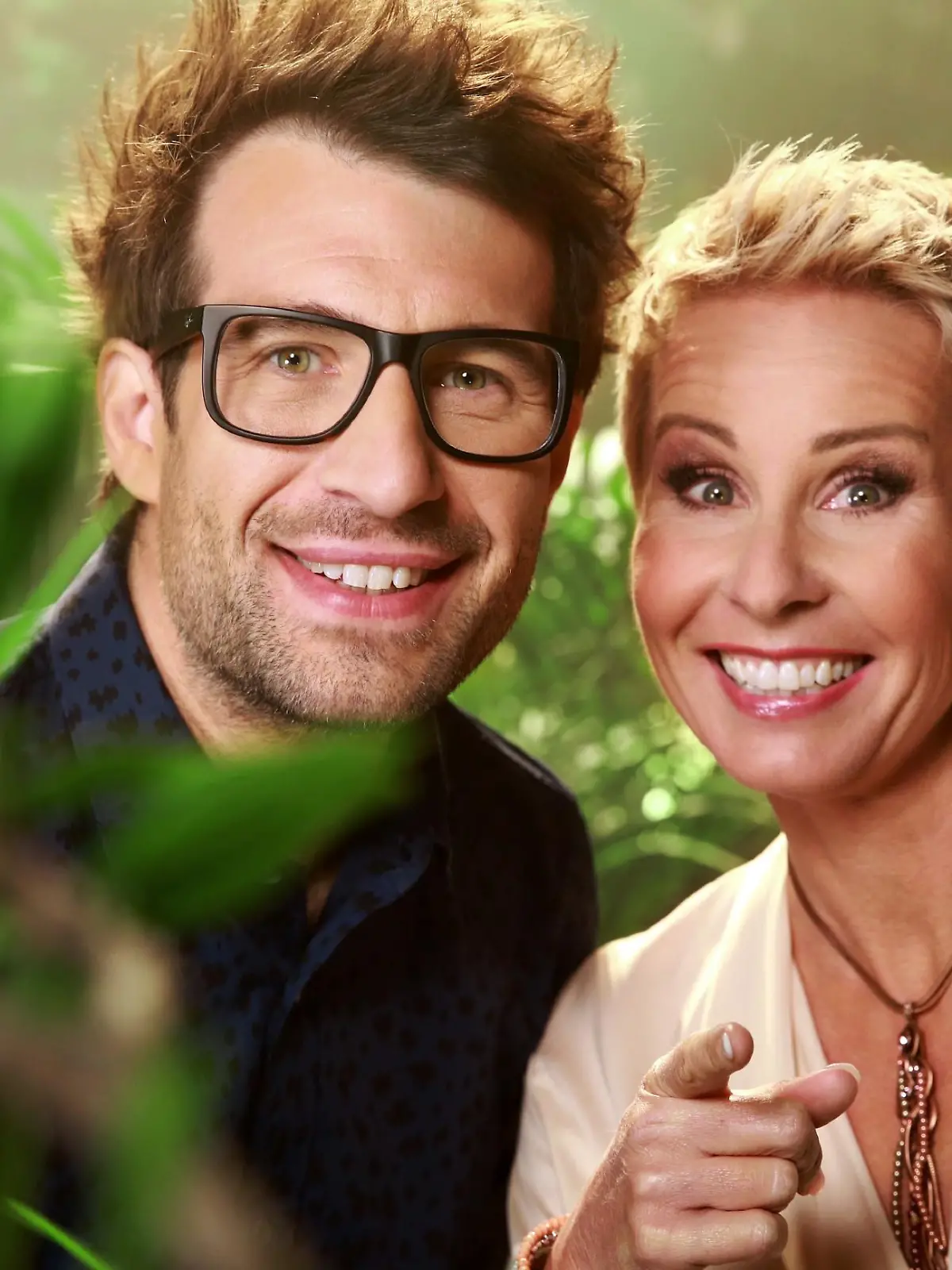 Happy Birthday, Dschungelcamp! 'Ich bin ein Star - Holt mich hier raus!' geht in die zehnte Runde. Gewohnt bissig präsentiert das Moderatorenduo Sonja Zietlow (47) und Daniel Hartwich (36) wieder das Dschungelcamp täglich live aus dem australischen Urwald. 