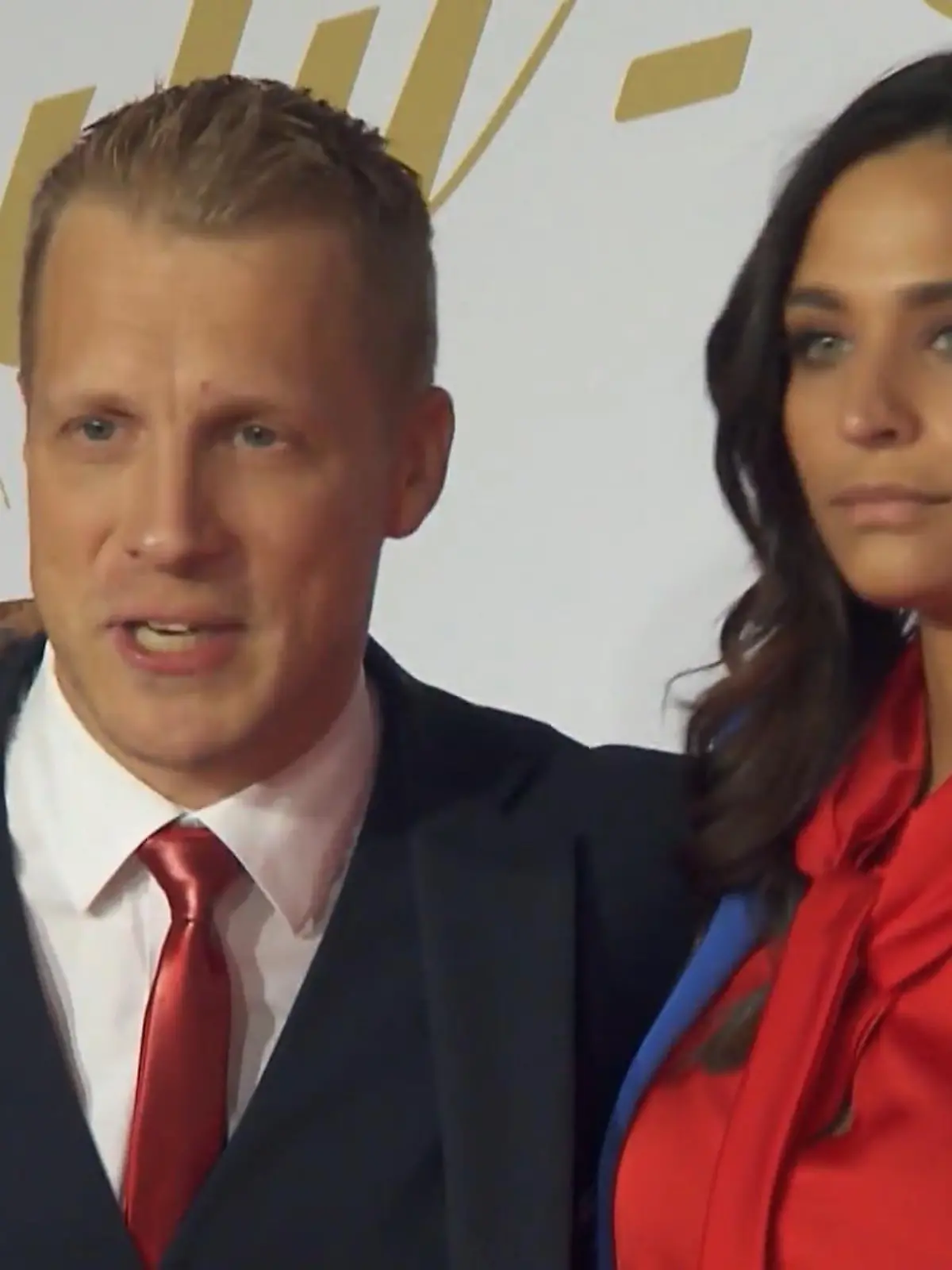 Bild zu: "Amira und Oliver Pocher haben telefoniert"