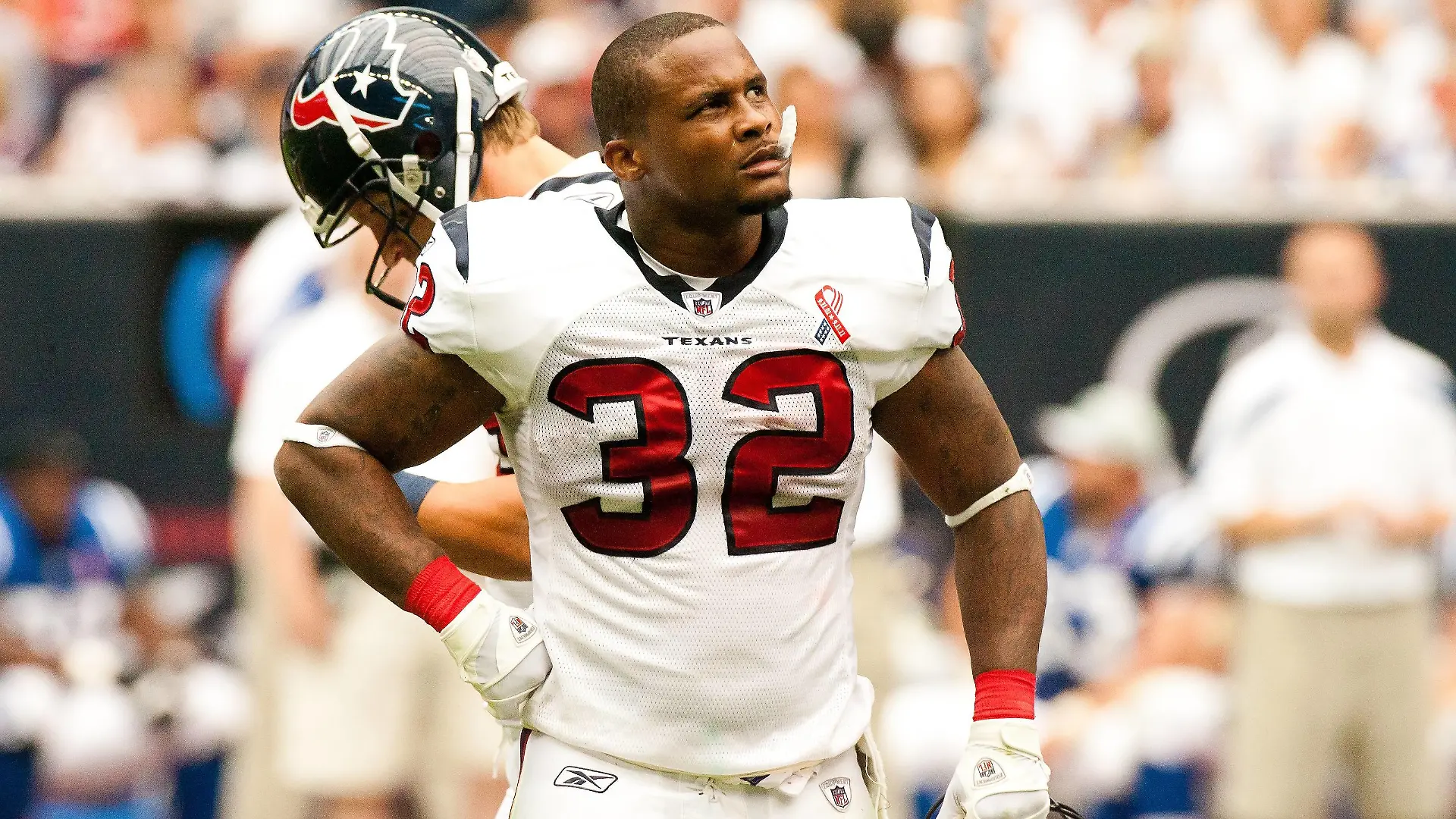 Sept. 11, 2011 - Houston, Texas, U.S - Houston Texans running back Derrick Ward (32) walking off the field. Houston Texans defeated the Indianapolis Colts 34-7 at Reliant Stadium in Houston, TX. NFL American Football Herren USA 2011 - September 11 - Indianapolis Colts at Houston Texans - ZUMAq99