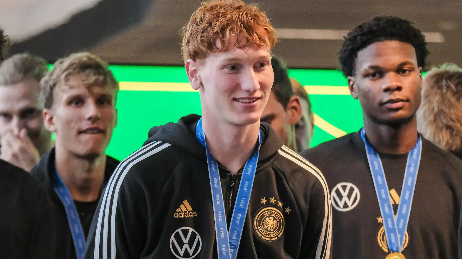 konstantin Heide Deutschland, GER, Offizieller Empfang der Deutschen U17, U 17 Fußballnationalmannschaft, U17 Weltmeister, 2023, am DFB Campus, 04.12.2023 GER, Offizieller Empfang der Deutschen U17 Fußballnationalmannschaft, U17 Weltmeister, 2023, am DFB Campus, 04.12.2023 Frankfurt *** konstantin Heide Germany , GER, Official reception of the German U17 national soccer team, U17 world champions, 2023, at the DFB Campus, 04 12 2023 GER, Official reception of the German U17 national soccer team, U17 world champions, 2023, at the DFB Campus, 04 12 2023 Frankfurt Copyright: xEibner-Pressefoto/FlorianxWieganx EP_FWD