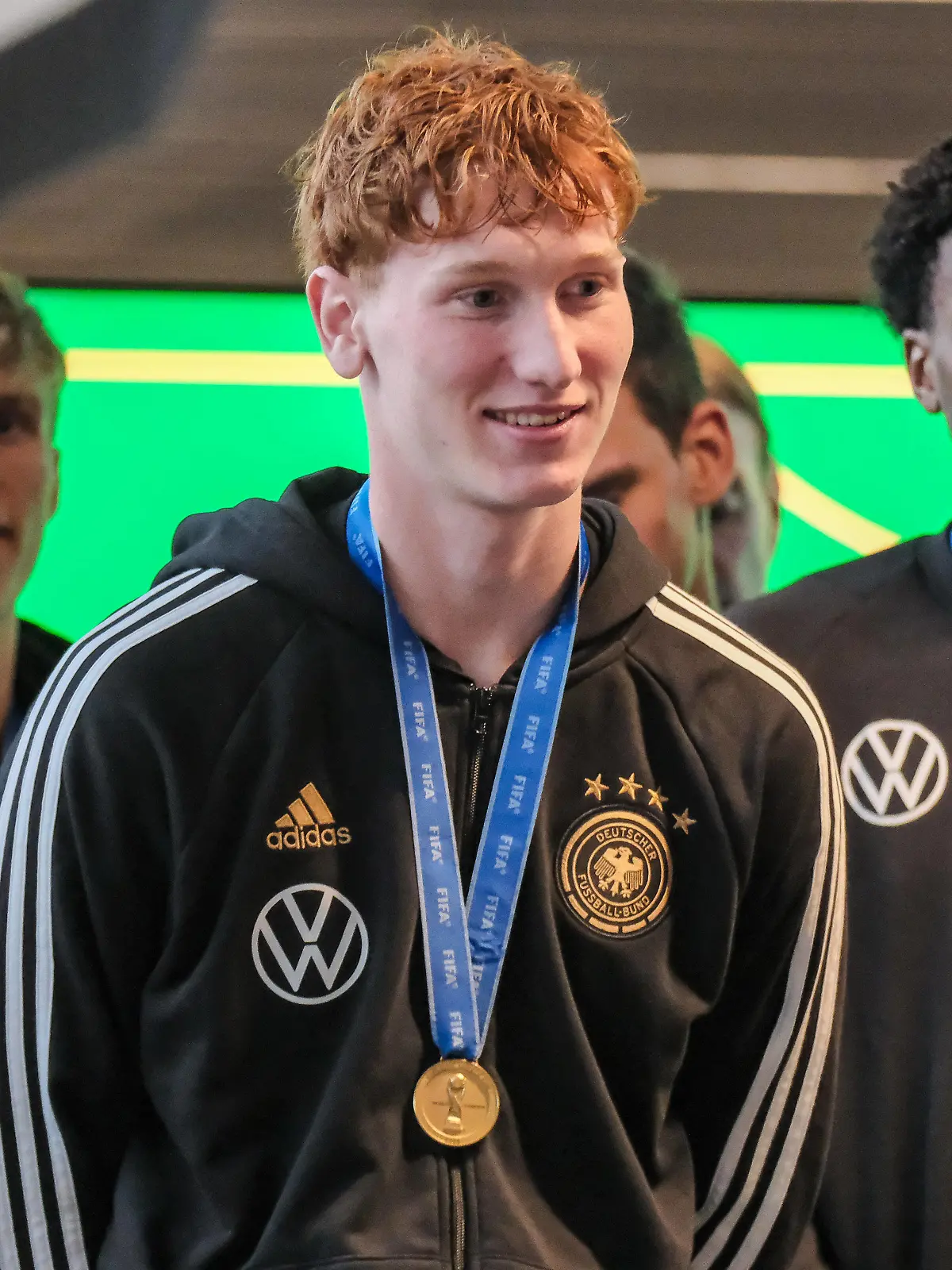 konstantin Heide Deutschland, GER, Offizieller Empfang der Deutschen U17, U 17 Fußballnationalmannschaft, U17 Weltmeister, 2023, am DFB Campus, 04.12.2023 GER, Offizieller Empfang der Deutschen U17 Fußballnationalmannschaft, U17 Weltmeister, 2023, am DFB Campus, 04.12.2023 Frankfurt *** konstantin Heide Germany , GER, Official reception of the German U17 national soccer team, U17 world champions, 2023, at the DFB Campus, 04 12 2023 GER, Official reception of the German U17 national soccer team, U17 world champions, 2023, at the DFB Campus, 04 12 2023 Frankfurt Copyright: xEibner-Pressefoto/FlorianxWieganx EP_FWD