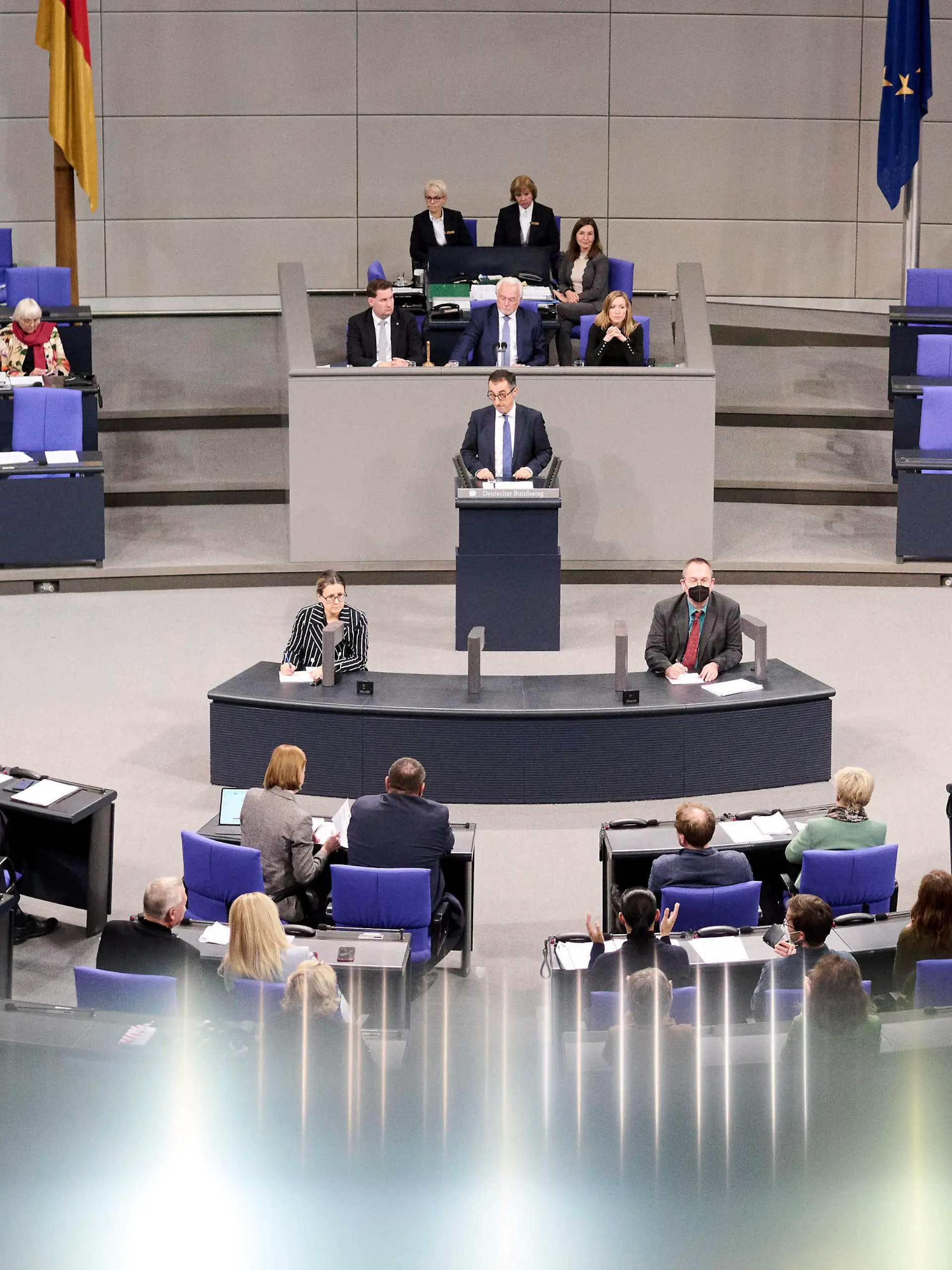  Plenarsitzung im Bundestag in Berlin Cem Özdemir Bundesminister für Ernährung und Landwirtschaft, Bündnis 90/Die Grünen während der Sitzung des Deutschen Bundestags am 13.10.2022 in Berlin. Berlin Bundestag Berlin Deutschland *** Plenary session in the Bundestag in Berlin Cem Özdemir Federal Minister of Food and Agriculture, Bündnis 90 Die Grünen during the session of the German Bundestag on 13 10 2022 in Berlin Berlin Bundestag Berlin Germany
