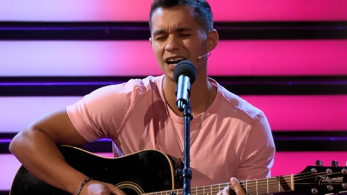 ER lässt alle Herzen schmelzen und bekommt sogar Zugabe-Rufe "Take Me Out": Mit einem Song von Enrique Iglesias