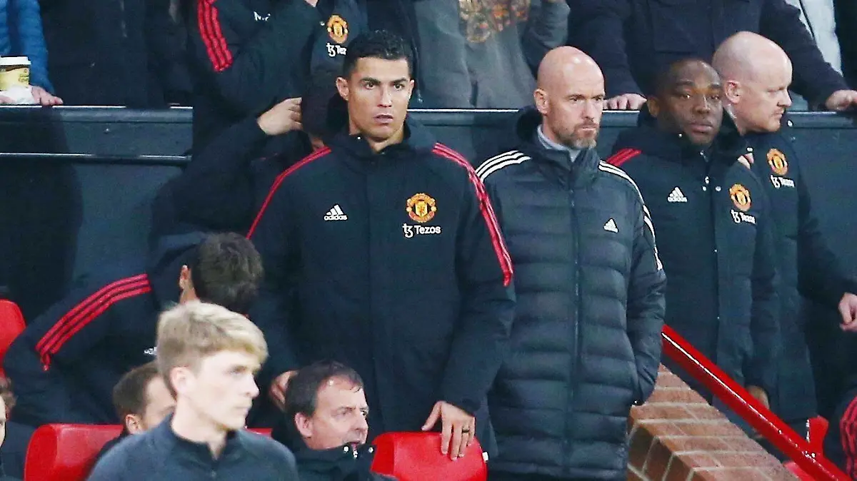 Mandatory Credit: Photo by Matt West/Shutterstock 13477661r Cristiano Ronaldo of Manchester United, ManU on the substitutes bench Manchester United v Tottenham Hotspur, Premier League, Football, Old Trafford, Manchester, UK - 19 Oct 2022 EDITORIAL USE ONLY No use with unauthorised audio, video, data, fixture lists, club/league logos or live services. Online in-match use limited to 120 images, no video emulation. No use in betting, games or single club/league/player publications. Manchester United v Tottenham Hotspur, Premier League, Football, Old Trafford, Manchester, UK - 19 Oct 2022 EDITORIAL USE ONLY No use with unauthorised audio, video, data, fixture lists, club/league logos or live services. Online in-match use limited to 120 images, no video emulation. No use in betting, games or single club/league/player publications. PUBLICATIONxINxGERxSUIxAUTXHUNxGRExMLTxCYPxROMxBULxUAExKSAxONLY Copyright: xMattxWest/Shutterstockx 13477661r 