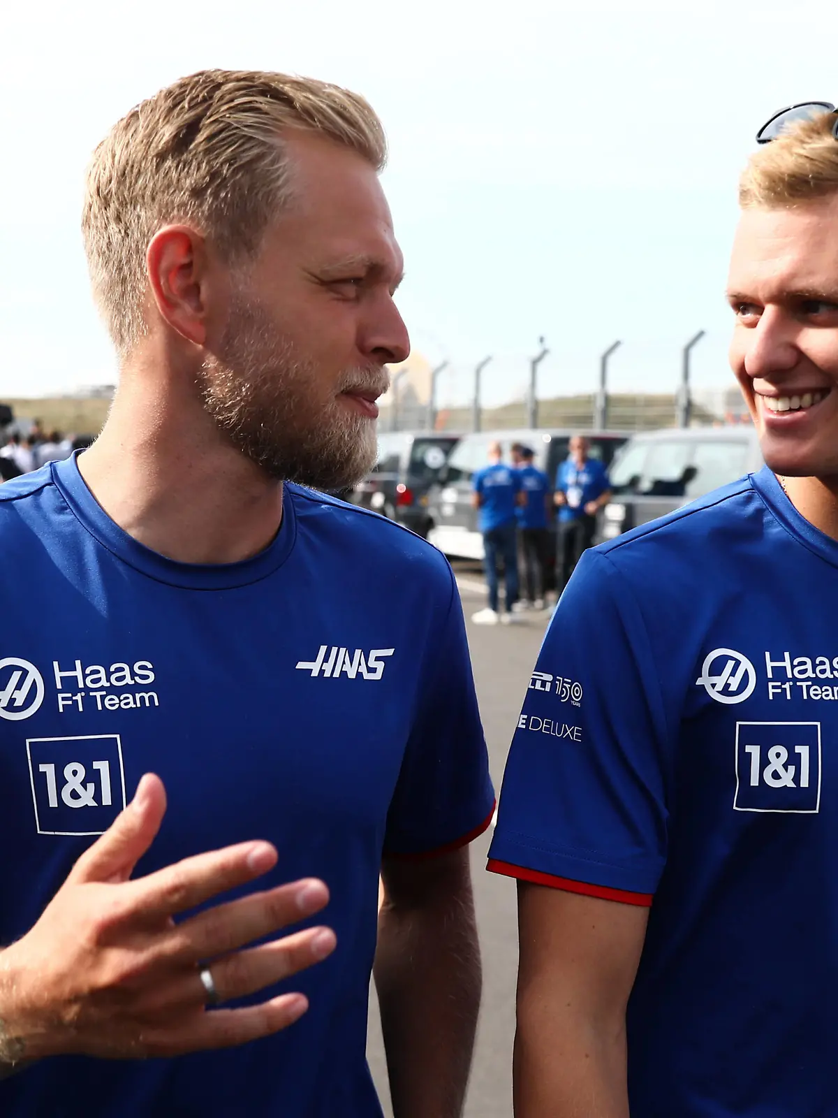  F1 Grand Prix Of The Netherlands Practice Kevin Magnussen and Mick Schumacher of Haas before the practice ahead of the Formula 1 Grand Prix of The Netherlands at Zandvoort circuit, Netherlands on September 2, 2022. Zandvoort Netherlands PUBLICATIONxNOTxINxFRA Copyright: xJakubxPorzyckix originalFilename:porzycki-f1grandp220902_npkF6.jpg
