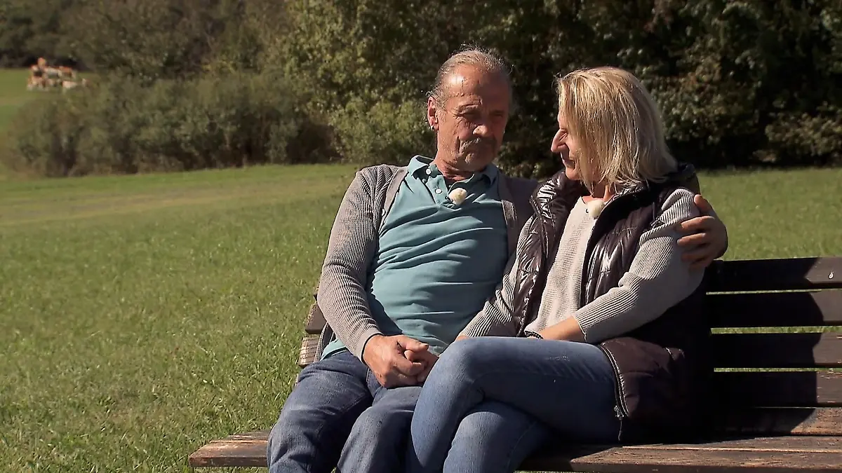 Alex meint über Gottfried: „Ich habe auf diesen Mann mein ganzes Leben gewartet.“