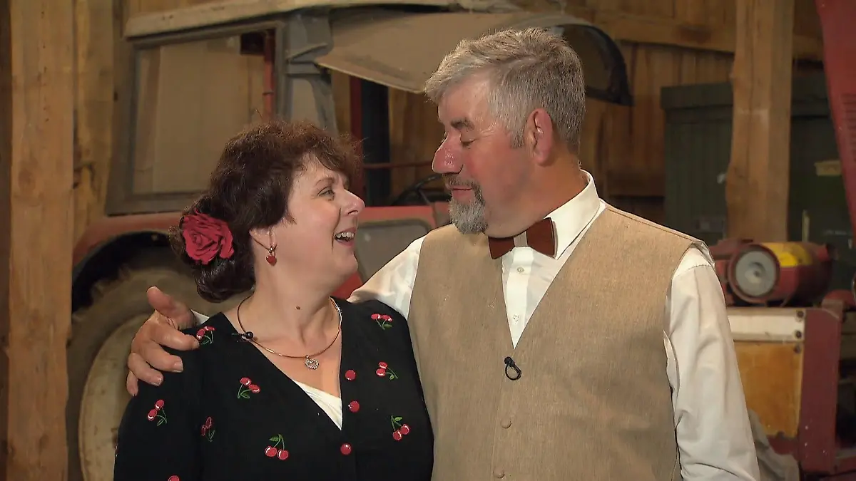 Da sind Iris und Uwe Abel wirklich überrascht Skurriles Geschenk zum 10. Hochzeitstag