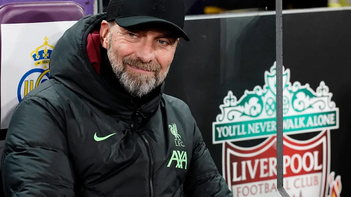 Liverpool coach Jurgen Klopp Union Saint-Gilloise v Liverpool, UEFA Europa League, Group E, Football, Lotto Park, Brussels, Belgium - 14 Dec 2023 EDITORIAL USE ONLY No use with unauthorised audio, video, data, fixture lists, club/league logos or live services. Online in-match use limited to 120 images, no video emulation. No use in betting, games or single club/league/player publications. PUBLICATIONxINxGERxSUIxAUTxHUNxGRExMLTxCYPxROUxBULxUAExKSAxONLY Copyright: xDavexWinter/Shutterstockx 14254246de
