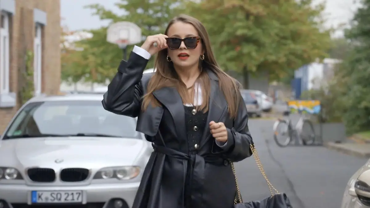 Julia Wiedemann als Lucie Ziegler