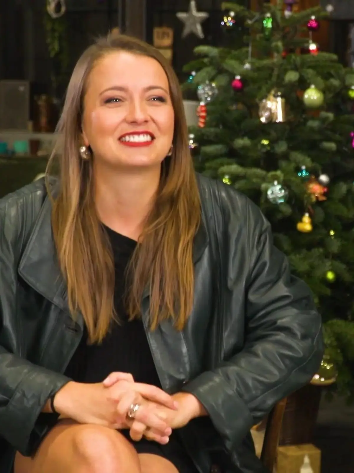 AWZ-Schauspielerin Julia Wiedemann