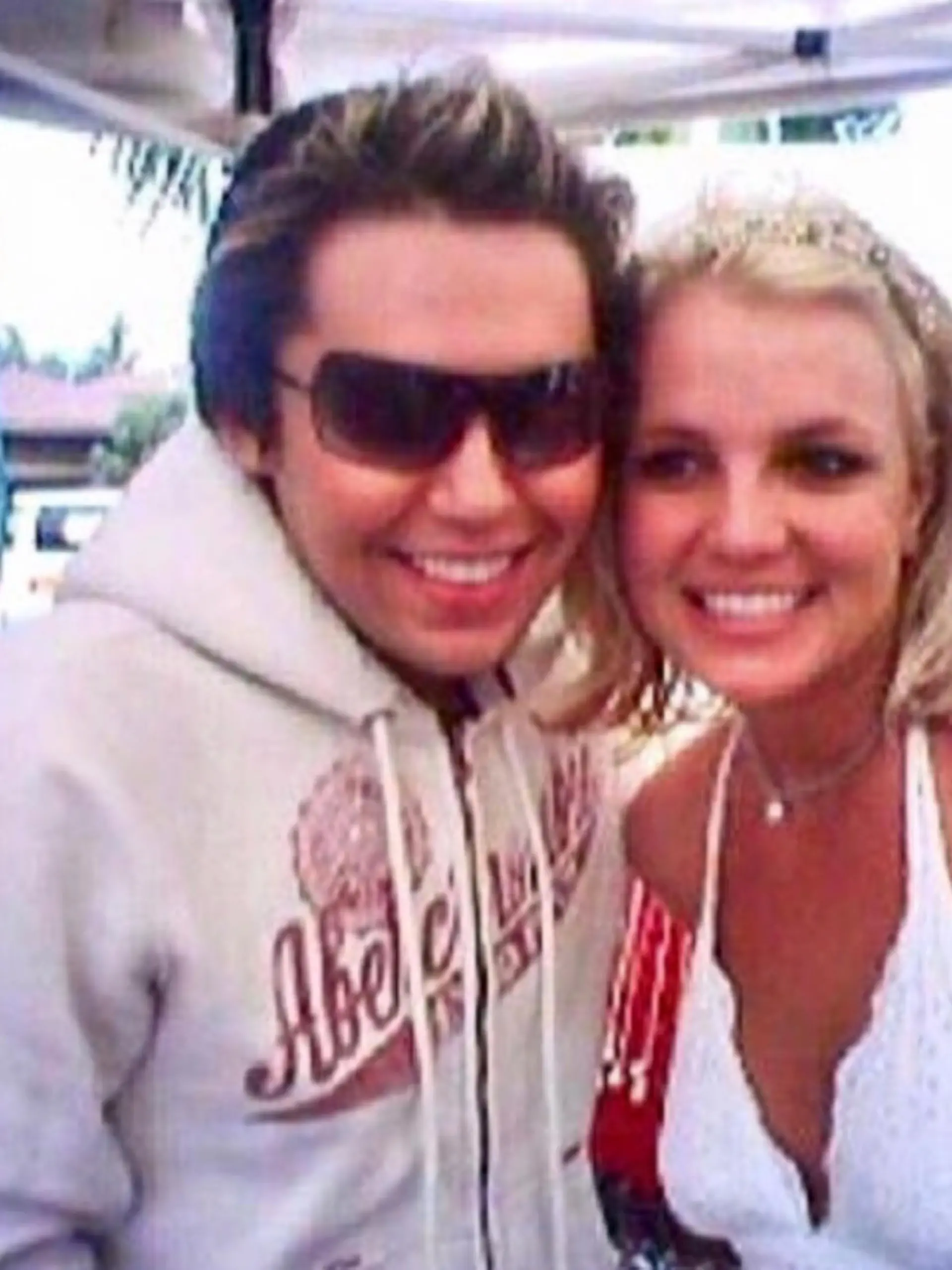 Bryan Ray und sein großes Idol Britney Spears.