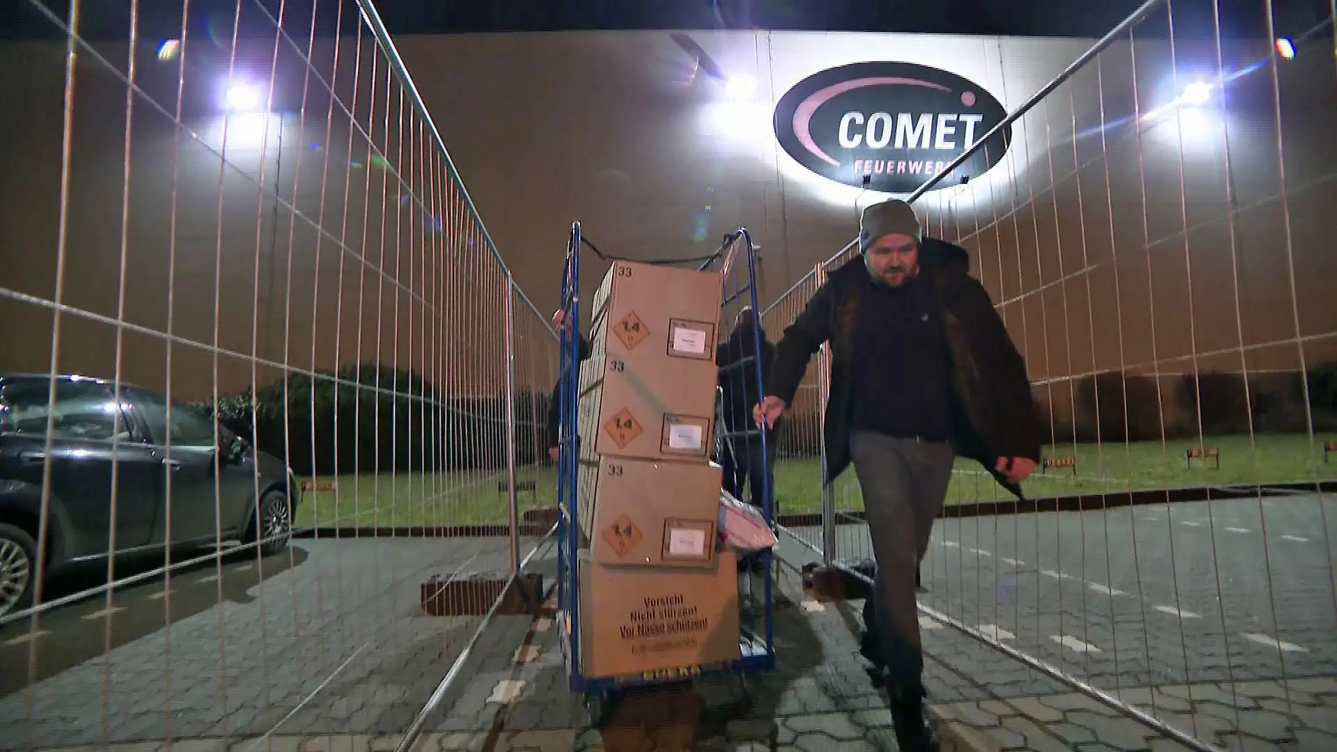 Besonders die Überraschungsboxen haben es den Kundinnen und Kunden bei Comet angetan.