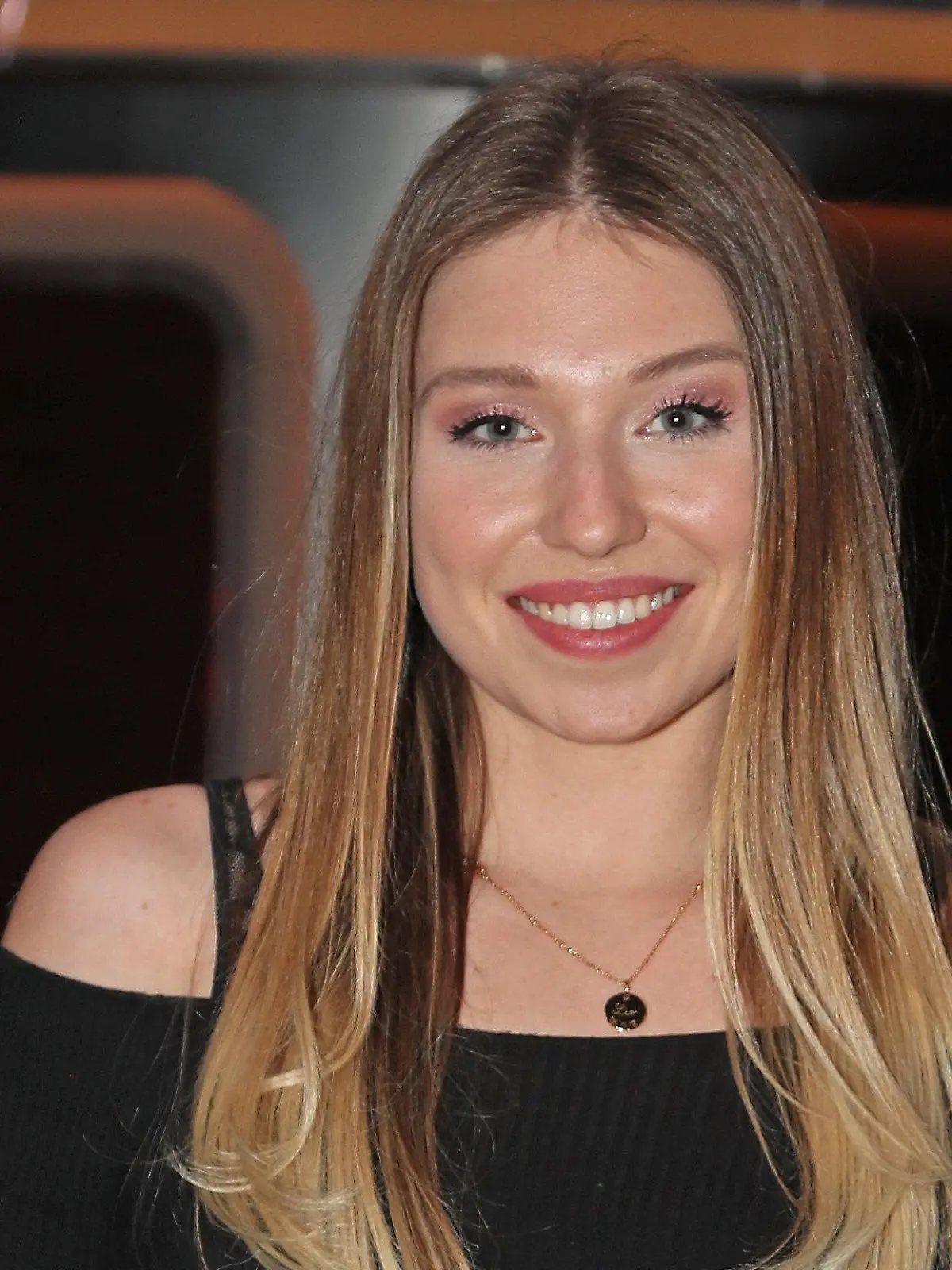 26.05.2019, Berlin: RECROP - Youtube-Star Bianca «Bibi» Claßen beim Fototermin zur TV Aufzeichnung von "Klein gegen Gross - Das unglaubliche Duell". (zu dpa "Youtuberin Bibi verzückt Fans auf Instagram: «Wir vermissen dich») Foto: Andreas Gora/dpa +++ dpa-Bildfunk +++