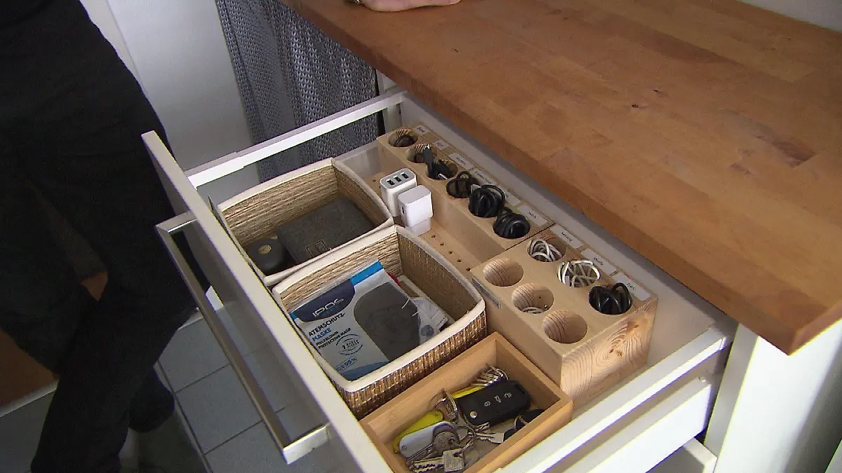 Aufräumcoach Marcel Niemeier gibt Tipps für die perfekte Ordnung zuhause