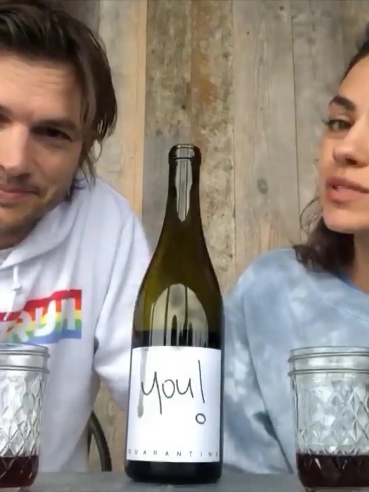 Bild zu: "Ashton Kutcher & Mila Kunis: Täglich duschen? Überschätzt!"