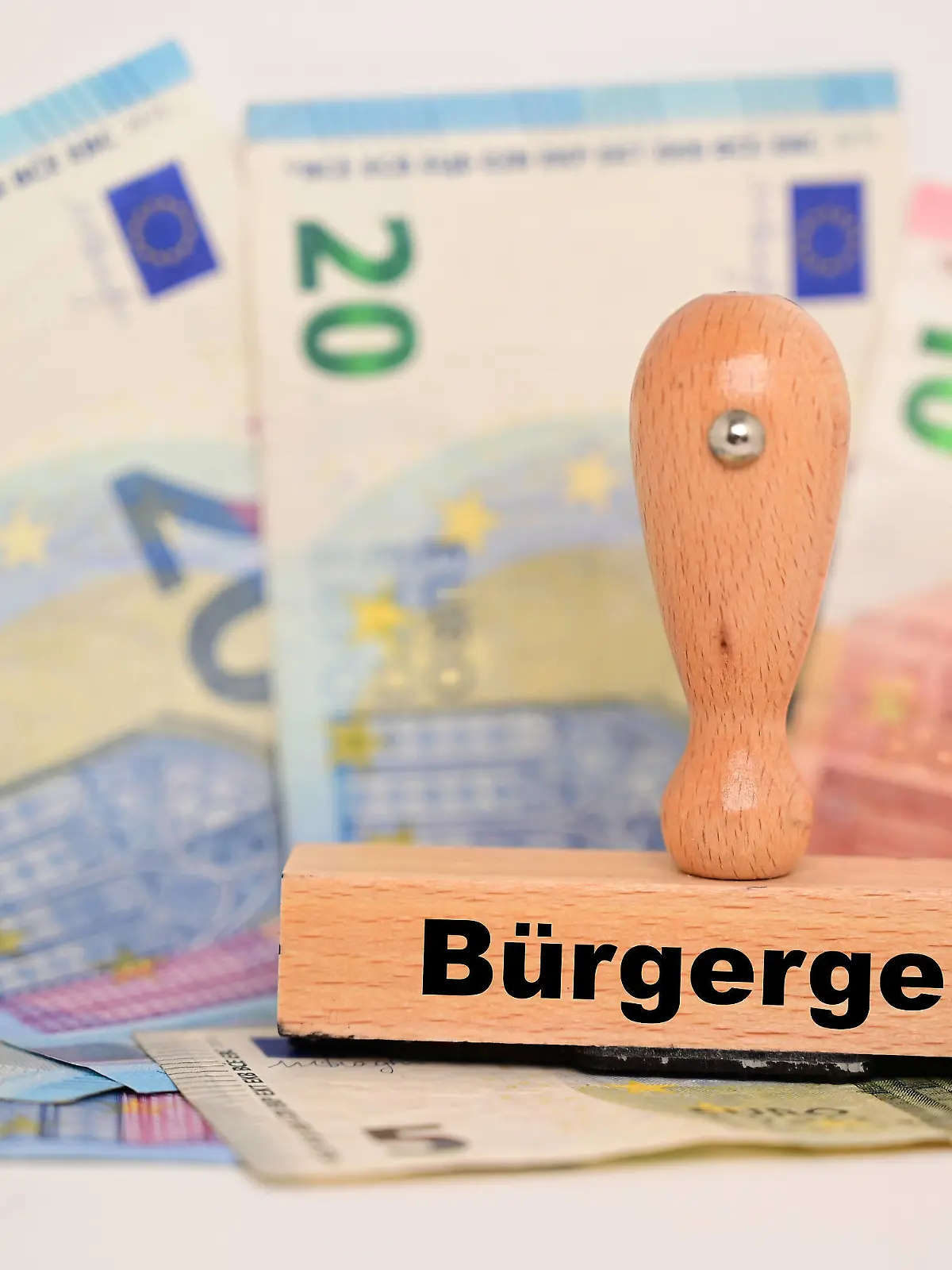 Stock- und Symbolbilder Bürgergeld Hamburg Studio Hamburg Deutschland *** Stock and symbol images Bürgergeld Hamburg Studio Hamburg Germany Copyright: xLobeca/FelixxSchlikisx