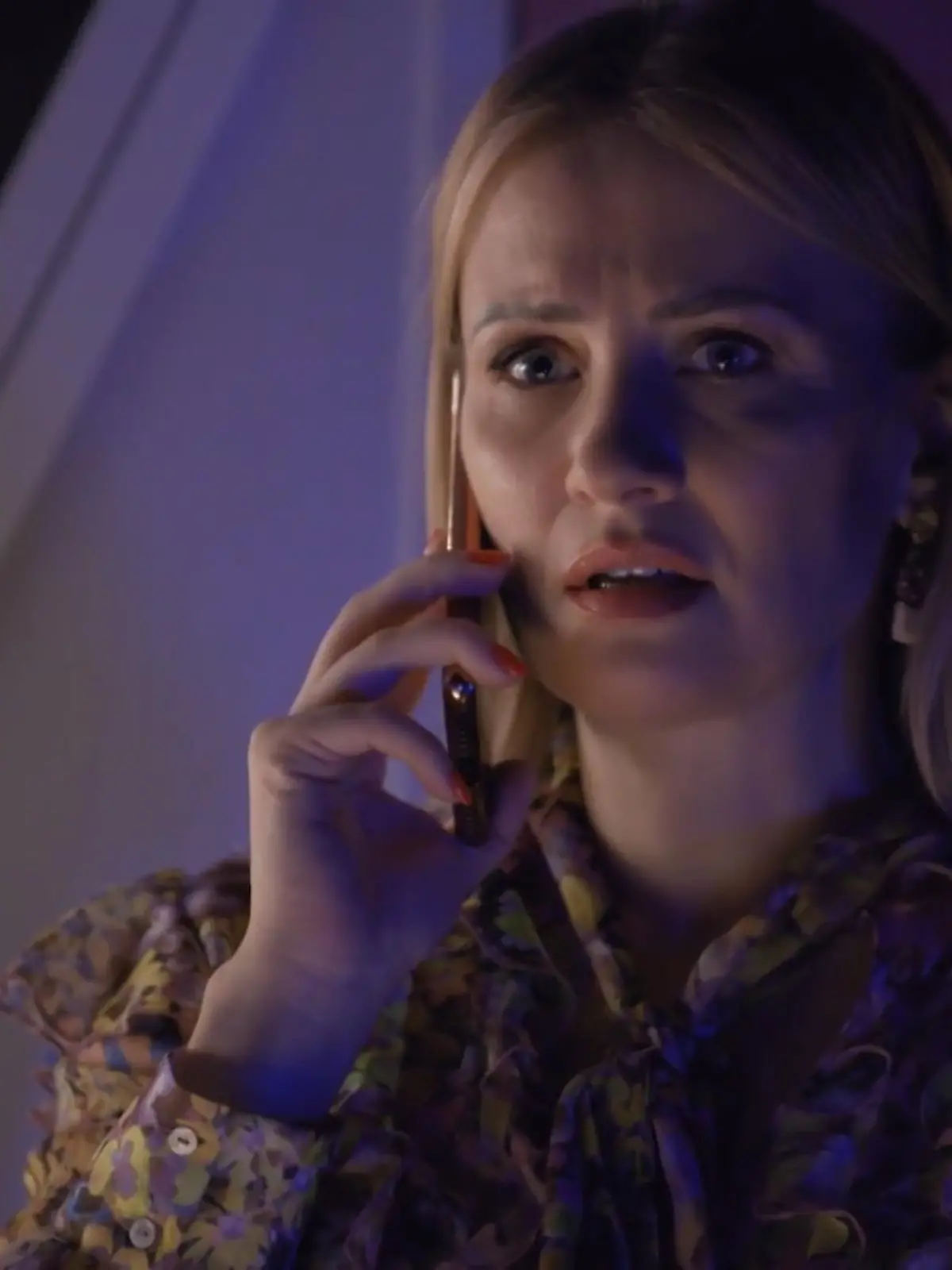 AWZ-Folge 4356 vom 03.01.24: Justus weiht Isabelle in seinen Plan ein, Jenny aus dem Gefängnis zu befreien. Doch Isabelle ist der Plan viel zu riskant. Der zunehmend ratlos werdende Justus sieht nur noch eine Chance: Jenny soll Isabelle umstimmen.