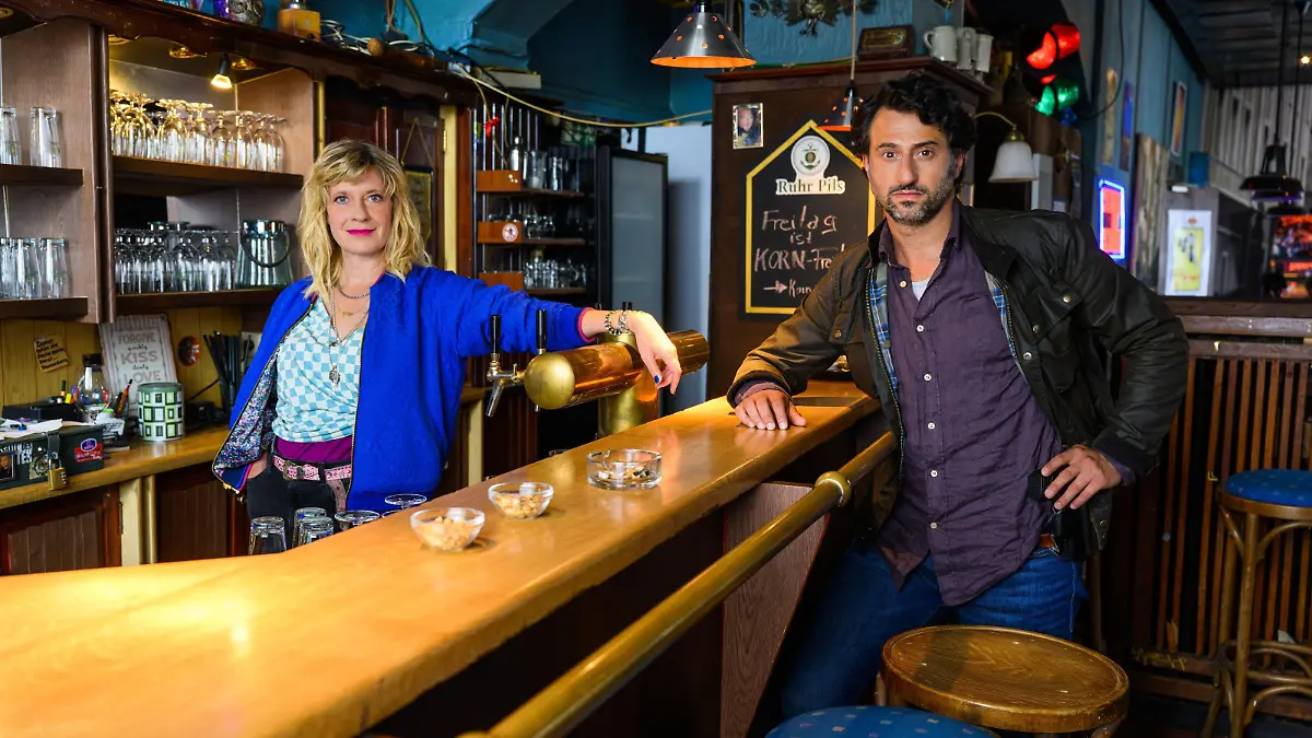 Caroline Peters und Serkan Kaya ermitteln gemeinsam in "Die Neue und der Bulle".