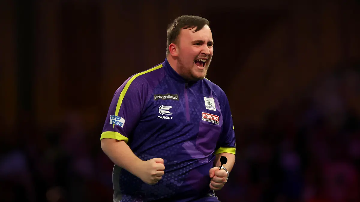 2nd January 2024, Alexandra Palace, London, England; 2023/24 PDC Paddy Power World Darts Championships Day 15, Semi Finals; Luke Littler celebrates as he wins the fourth set for 1-3 during his match against Rob Cross / action press