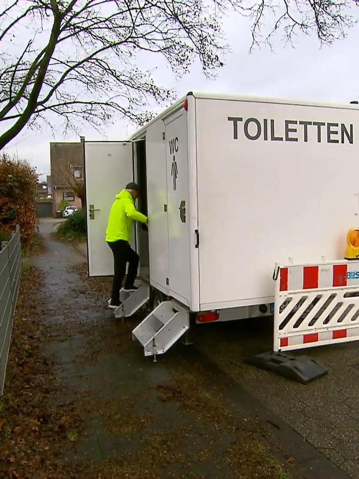Bild zu: "Straßenzüge in Voerde ohne Toilette"