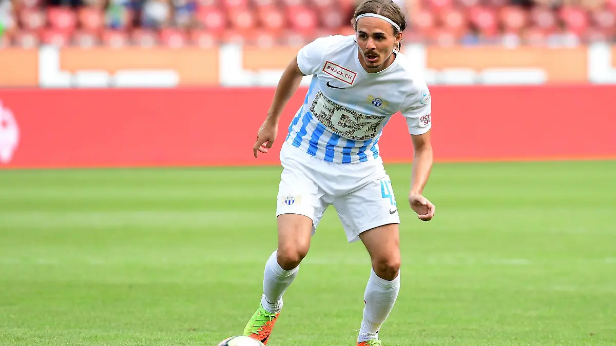 03.06.17_Zürich Stadion Letzigrund Fussball Herren Challenge League Saison 2016/2017 FC Zuerich - FC Wohlen .Bild zeigt Kay Voser (FC Zuerich ) Aktion PUBLICATIONxNOTxINxSUI

03 06  Stadium Letzigrund Football men Challenge League Season 2016 2017 FC Zurich FC Wohlen Picture shows Kay Voser FC Zurich Action shot PUBLICATIONxNOTxINxSUI  