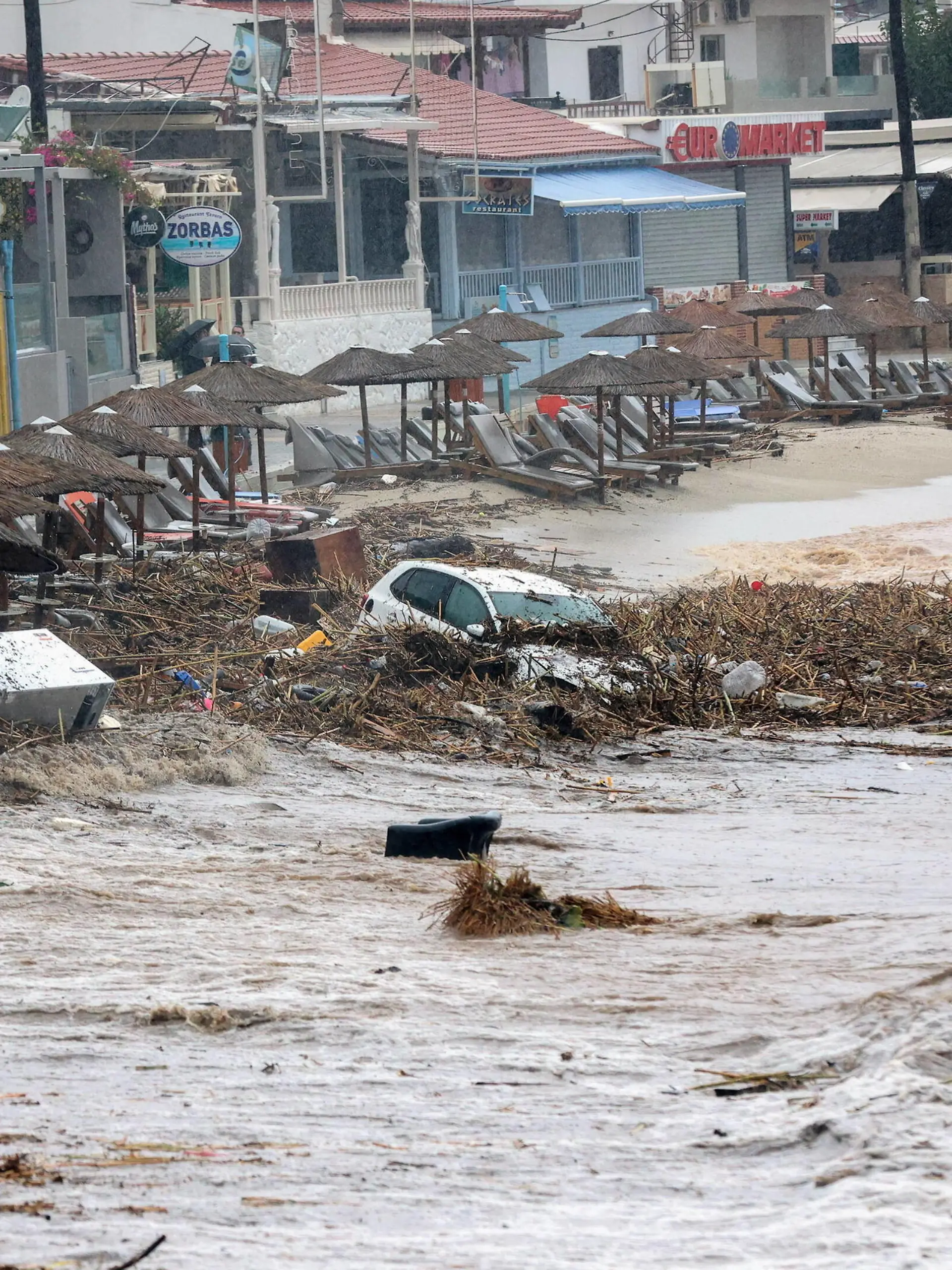  October 15, 2022, Heraklion, Crete, Greece: A man was found dead at Agia Pelagia, in the municipality of Malevizio at Heraklion, Crete, where heavy rainfall has caused extensive flooding in several areas. Heraklion, Crete Greece - ZUMAe114 20221015_zaa_e114_001 Copyright: xEurokinissix