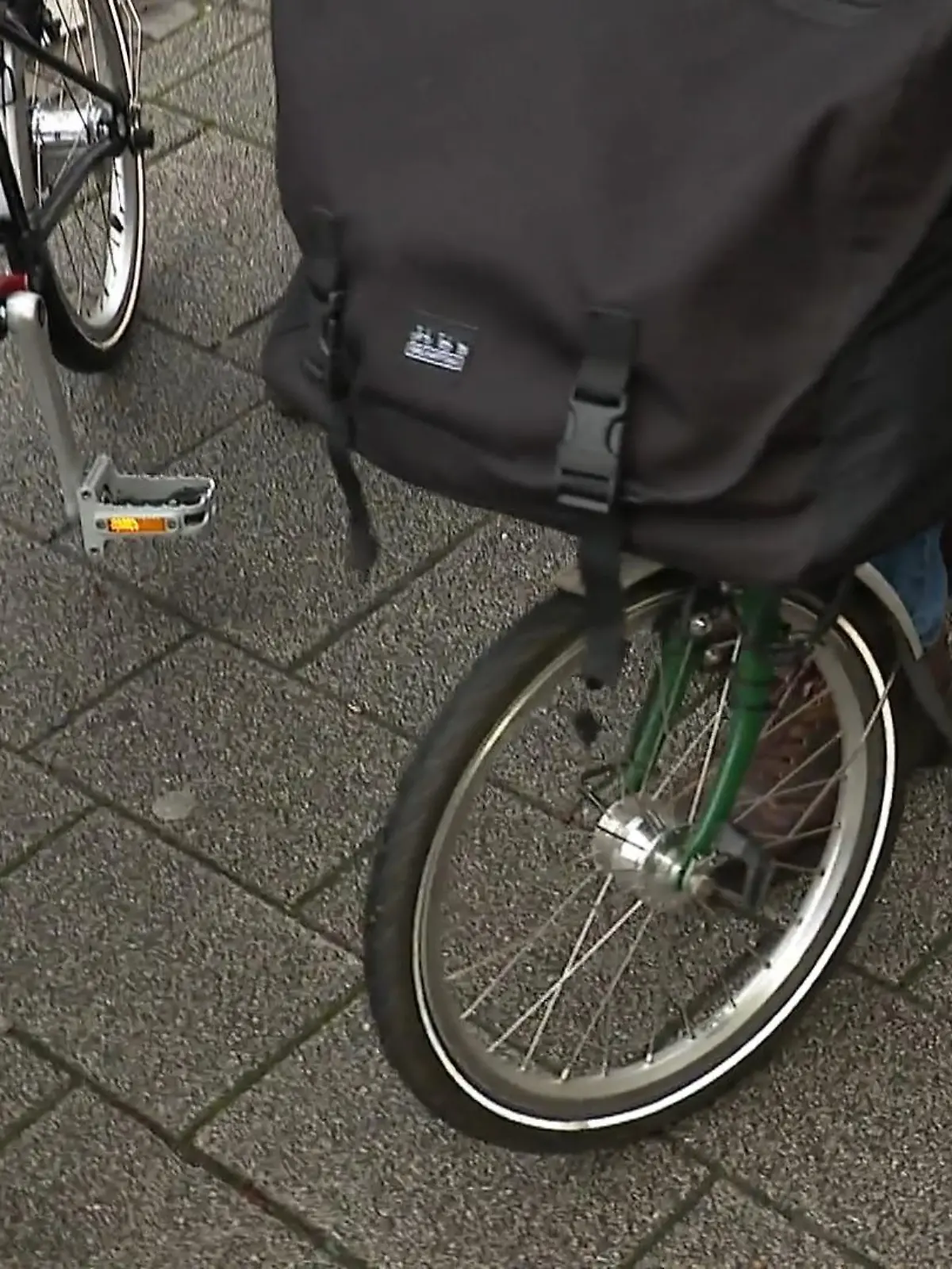 Bild zu: "Blinker am Fahrrad für mehr Sicherheit"