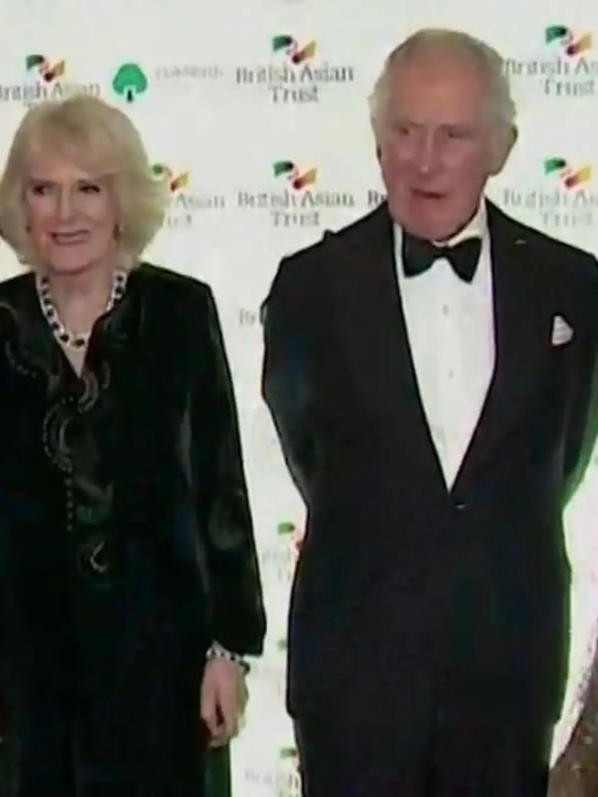 Bild zu: "Prinz Charles hat einen süßen Kosenamen für Camilla"