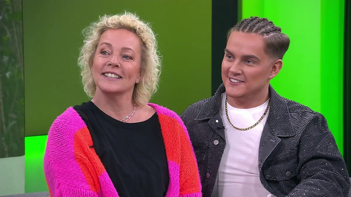 Twenty4Tim zeigt uns seine geliebte Mama Christina Vor dem Dschungelcamp-Start