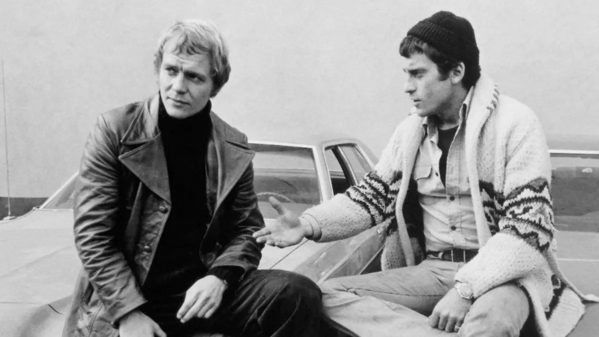 David Soul, Paul Michael Glaser, Starsky and Hutch (1975 1979) ABC Hollywood CA USA PUBLICATIONxINxGERxSUIxAUTxONLY 32337_220JRC
David Soul Paul Michael Glaser Starsky and Hutch 1975 1979 ABC Hollywood Approx USA PUBLICATIONxINxGERxSUIxAUTxONLY 32337_220JRC