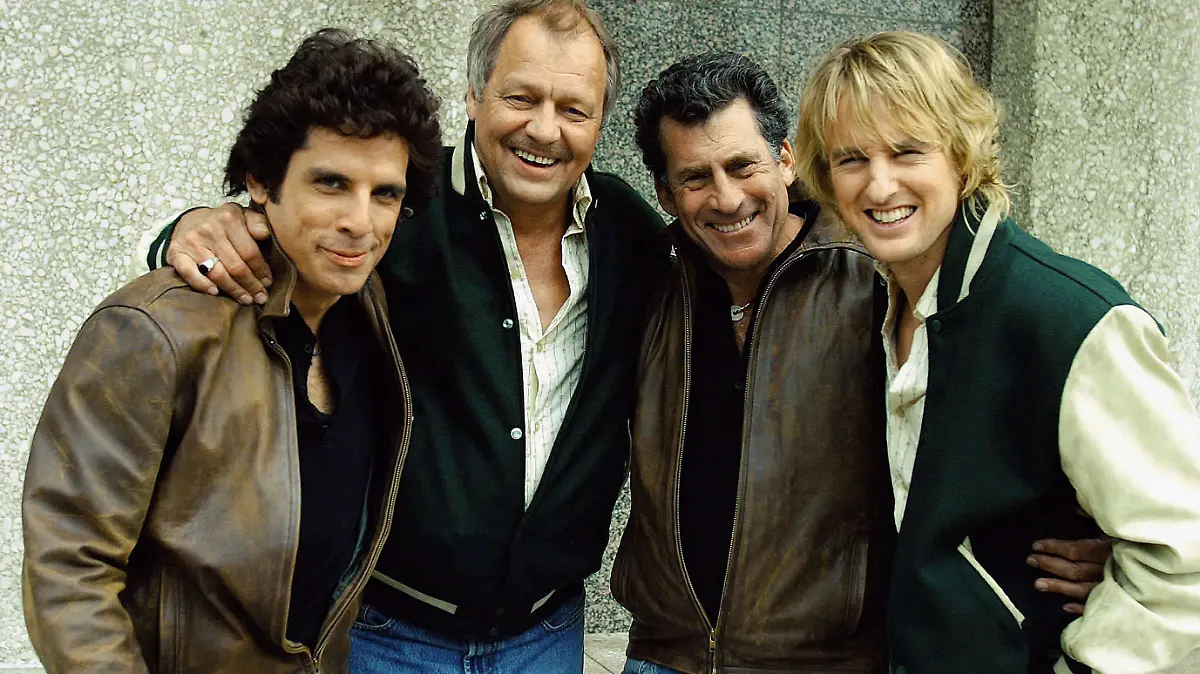 Ben Stiller, David Soul, Paul Michael Glaser & Owen Wilson Characters: David Starsky,Original Hutch,Original Starsky & Ken Hutchinson Film: Starsky & Hutch Starsky And Hutch USA 2004 Director: Todd Phillips 26 February 2004 PUBLICATIONxINxGERxSUIxAUTxONLY Copyright: MaryxEvansxAFxArchivexWarnerxBros. 12624750 editorial use only
