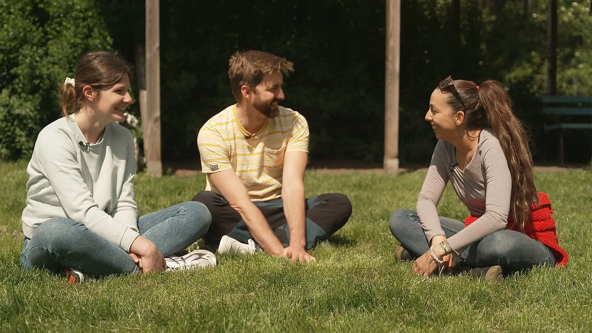 Maleen Lomberg und Dennis Kreft mit Expertin Ellen Marques
+++ Die Verwendung des sendungsbezogenen Materials ist nur mit dem Hinweis und Verlinkung auf RTL+ gestattet. +++