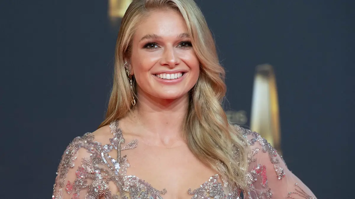 Lola WEIPPERT, Moderatorin, Roter Teppich, Red Carpet Show, Ankunft, arrival, Verleihung des Deutschen Fernsehpreises, Der Deutsche Fernsehpreis 2022, Deutscher Fernsehpreis 2022 in Koeln, am 14.09.2022. ©
