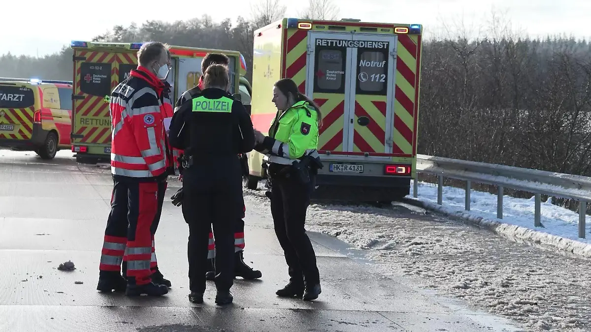 Tödlicher Glätteunfall auf der A7