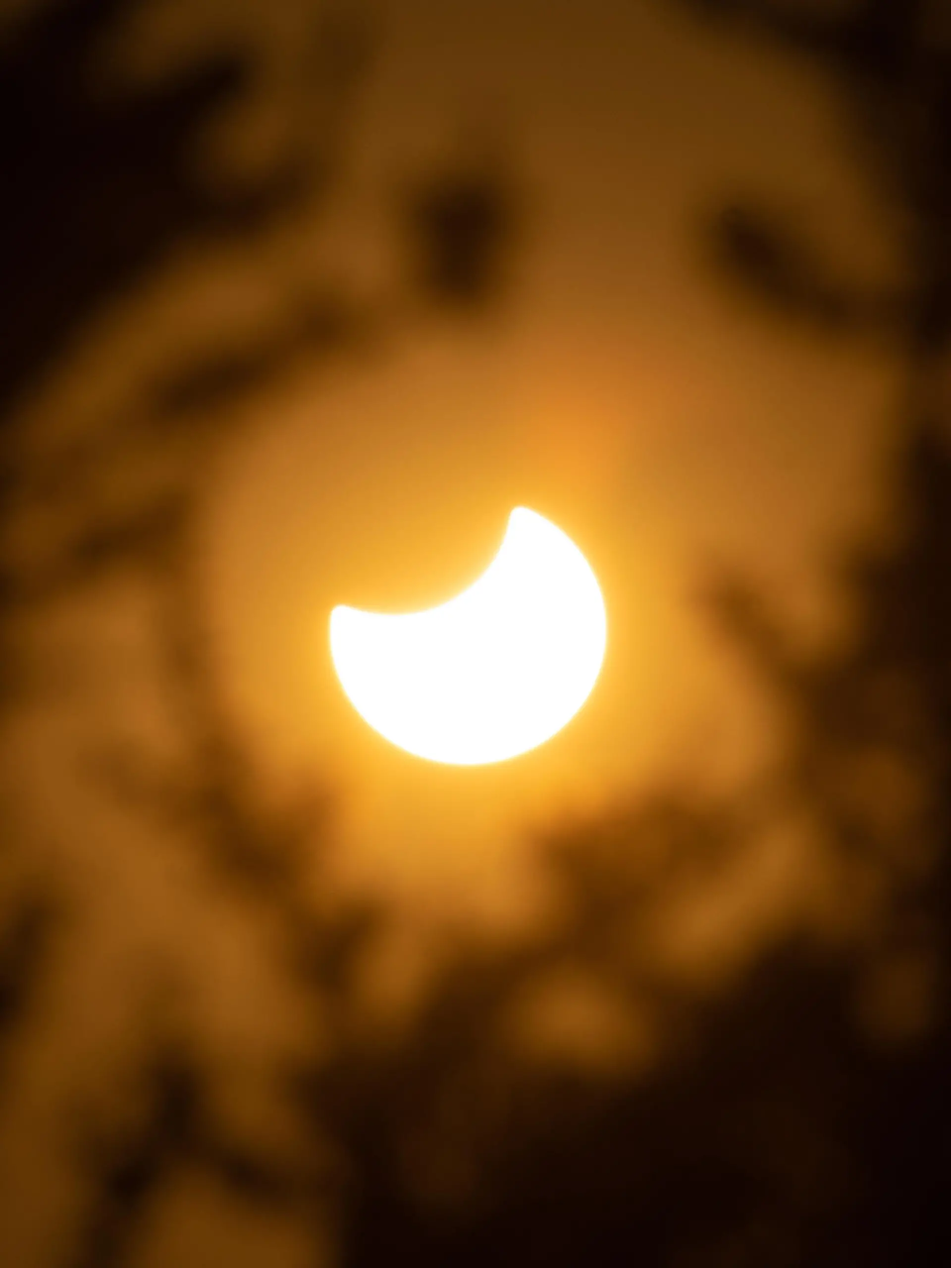 April 30, 2022, Santiago, Metropolitana, Chile: The 28% partial solar eclipse is seen from Santiago, Chile. (Credit Image: Â© Matias Basualdo/ZUMA Press Wire