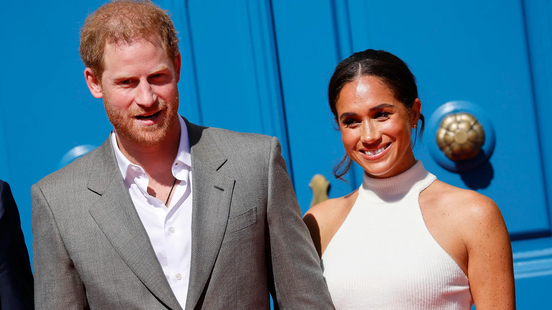 Prinz Harry und Herzogin Meghan bei ihrem Besuch anlässlich der Invictus Games Düsseldorf 2023 vor dem Rathaus Düsseldorf. Düsseldorf, 06.09.2022 NRW Deutschland *** Prince Harry and Duchess Meghan during their visit on the occasion of the Invictus Games Düsseldorf 2023 in front of the City Hall Düsseldorf Düsseldorf, 06 09 2022 NRW Germany. Copyright: xChristophxHardtx