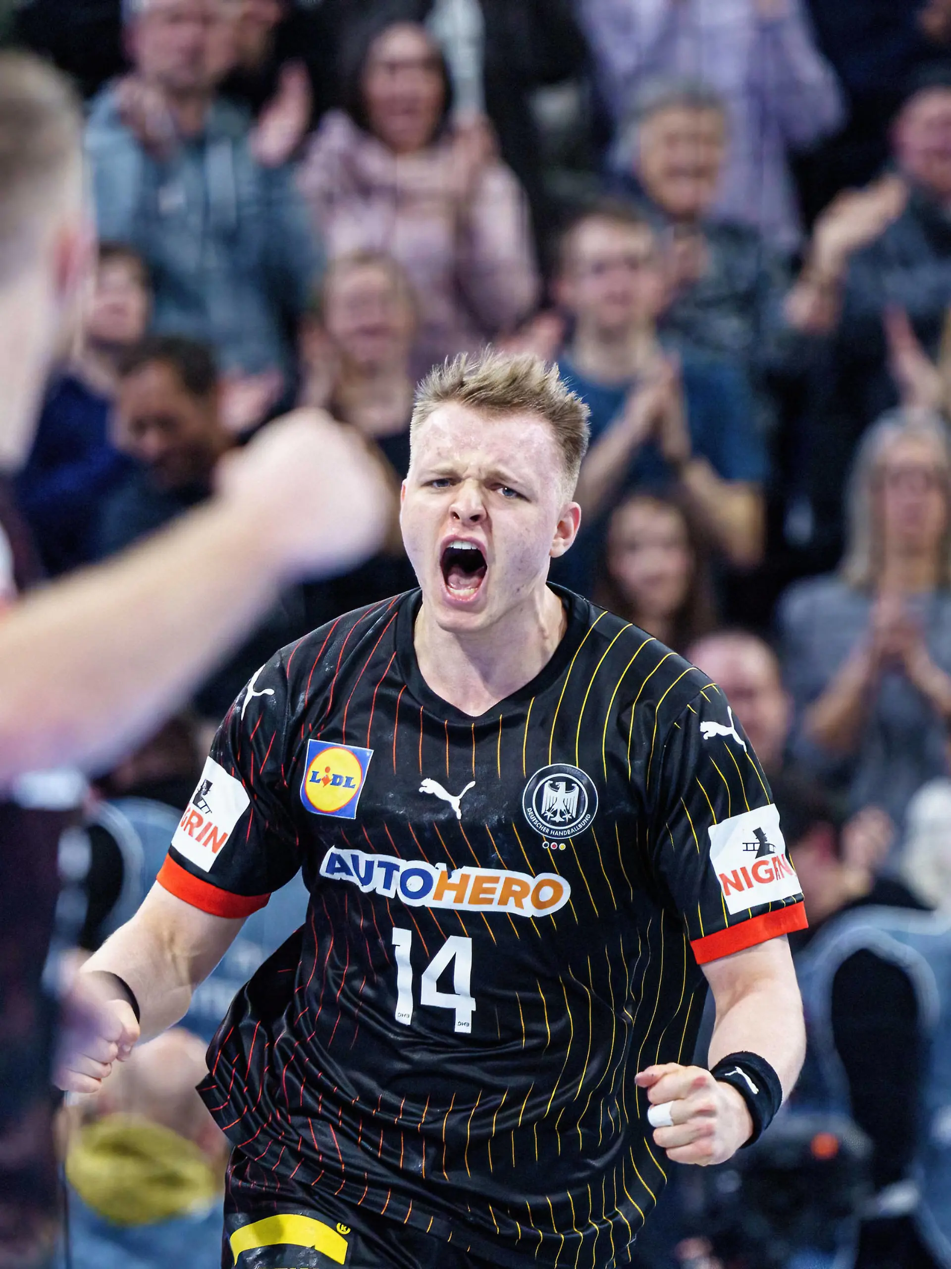 Jubel nach Tor Justus Fischer Deutschland, 14 GER, Deutschland vs. Portugal, Handball, Laenderspiel, Testpiel, 06.01.2024 GER, Deutschland vs. Portugal, Handball, Laenderspiel, Testpiel, 06.01.2024 Kiel *** Cheering after goal Justus Fischer Germany, 14 GER, Germany vs Portugal, handball, international match, test match, 06 01 2024 GER, Germany vs Portugal, handball, international match, test match, 06 01 2024 Kiel Copyright: xEibnerxPressefoto/MarcelxvonxFehrnx EP_MFN