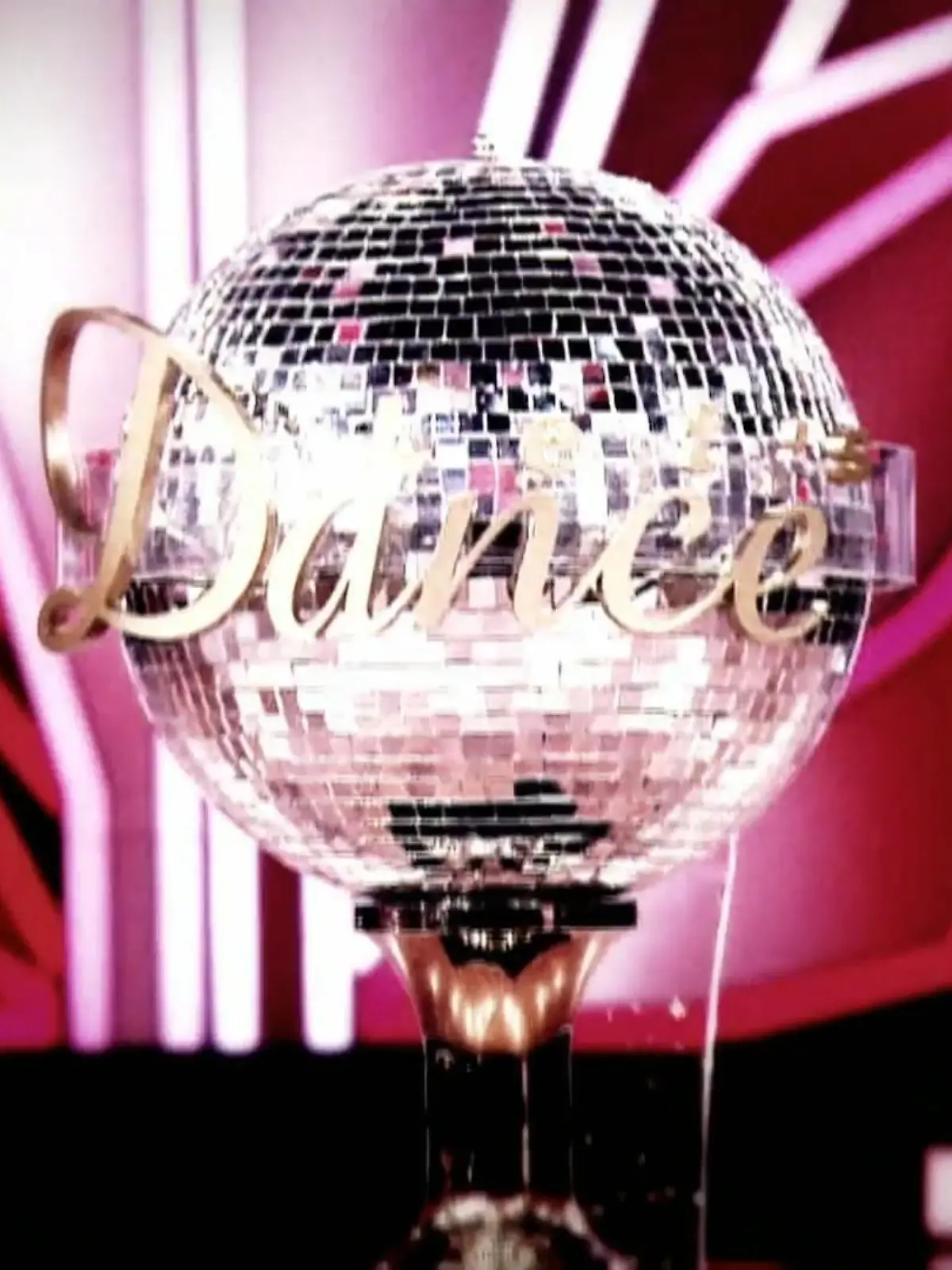 Bild zu: "Das sind die „Let's Dance"-Kandidaten 2024"