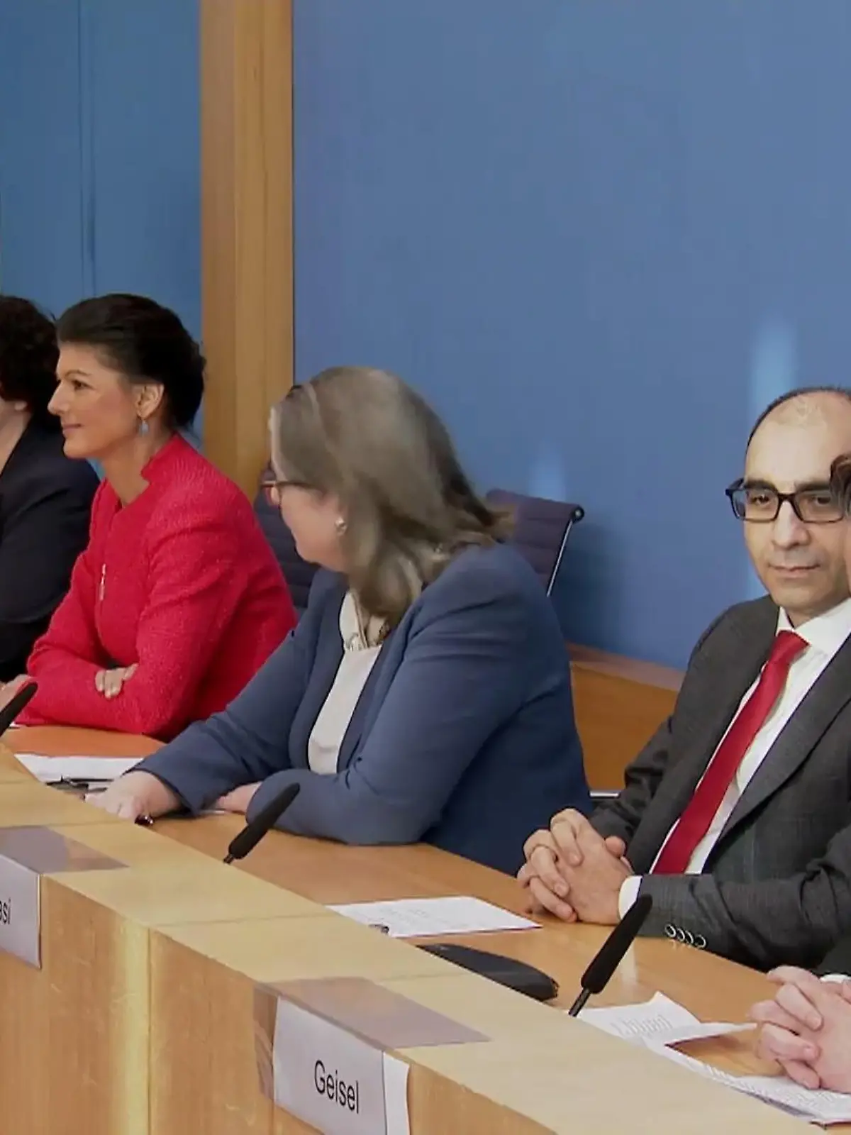 Bild zu: "Sahra Wagenknecht wird Chefin"
