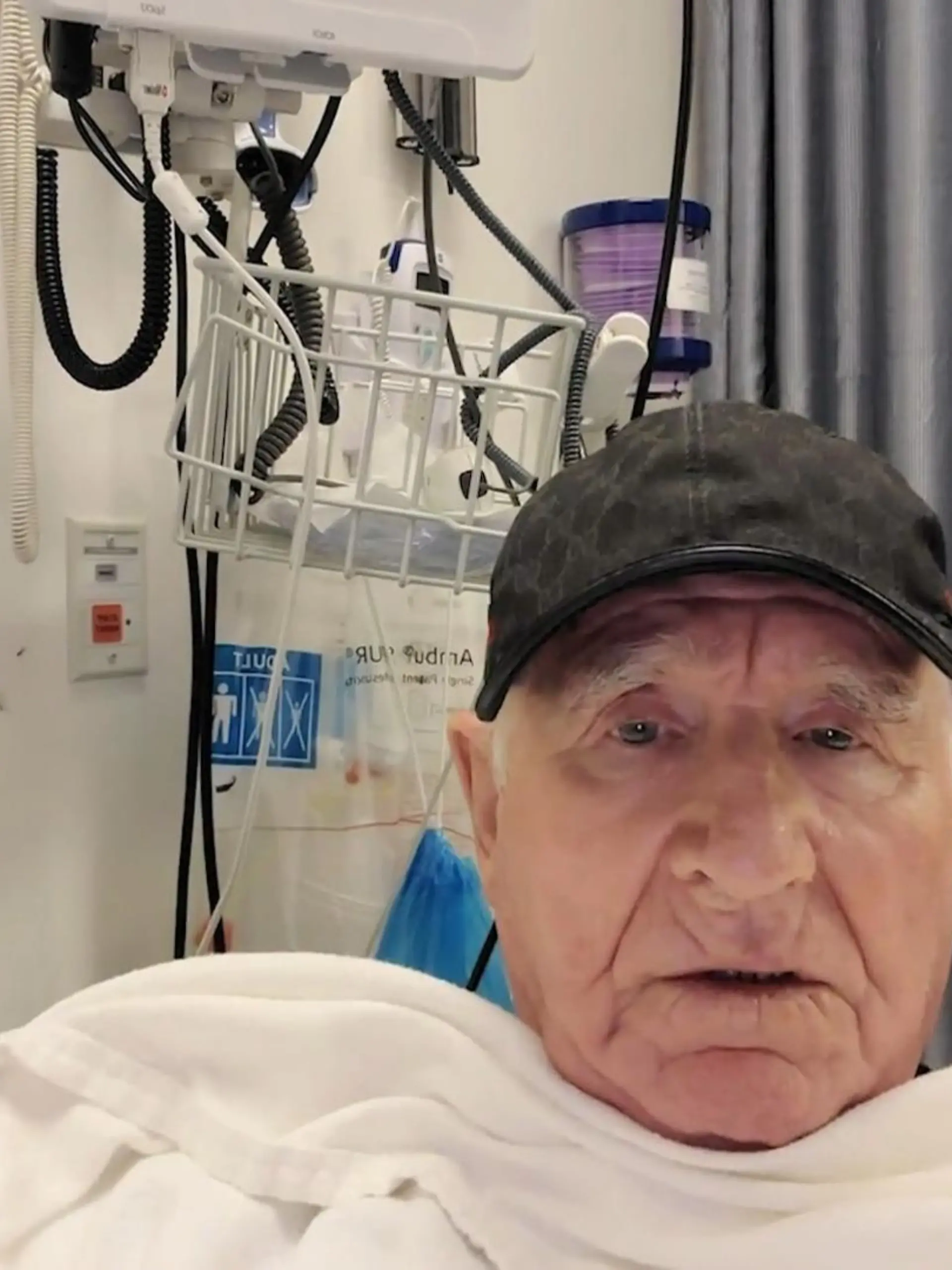 Prinz Frédéric von Anhalt meldet sich nach seinem Küchenunfall aus dem Krankenhaus.