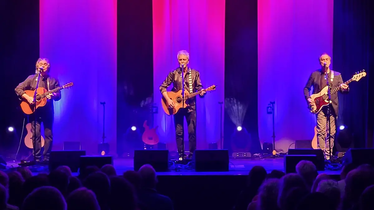 Frontm3n rocken die Bühne im Gloria in Köln