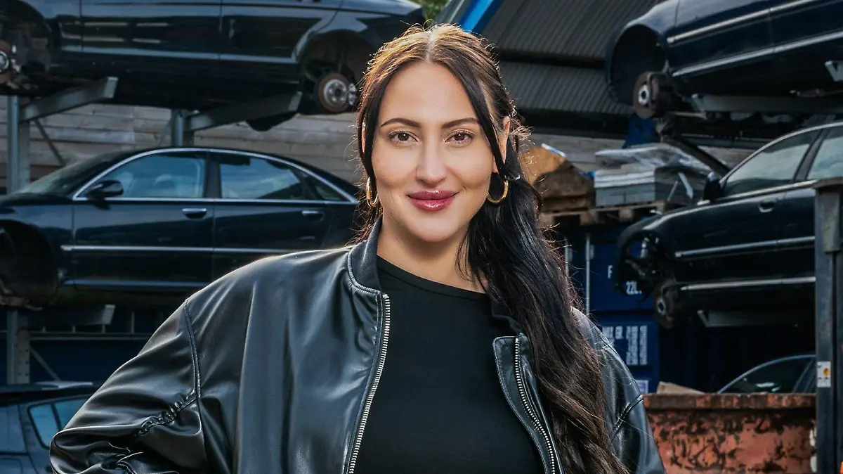 Lisa G.

+++ Die Verwendung des sendungsbezogenen Materials ist nur mit dem Hinweis und Verlinkung auf RTL+ gestattet. +++
