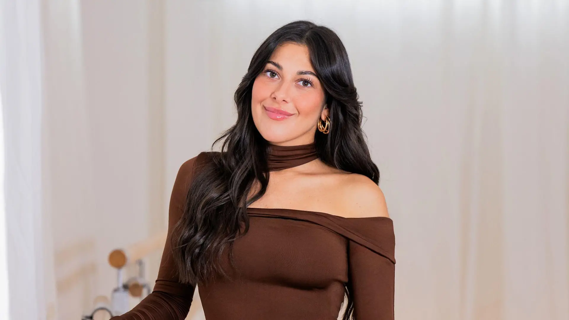 Nadia

+++ Die Verwendung des sendungsbezogenen Materials ist nur mit dem Hinweis und Verlinkung auf RTL+ gestattet. +++