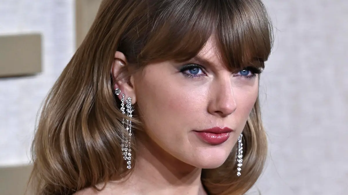 Taylor Swift bei der Verleihung der 81. Golden Globe Awards im Beverly Hilton Hotel. Beverly Hills, 07.01.2024 *** Taylor Swift at the 81 Golden Globe Awards at the Beverly Hilton Hotel Beverly Hills, 07 01 2024 Foto:xJ.xBlocx/xFuturexImagex globes_2024_4314