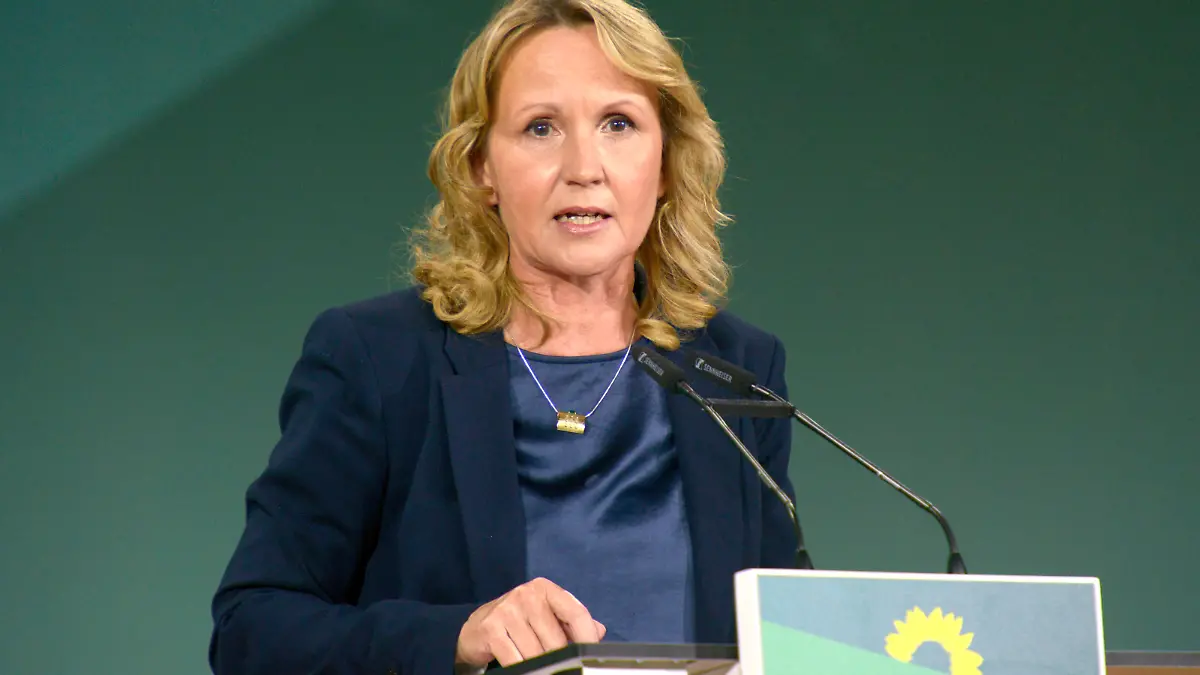 Steffi Lemke bei der 48. Ordentlichen Bundesdelegiertenkonferenz von Bündnis90/Die Grünen im World Conference Center. Bonn, 16.10.2022 
