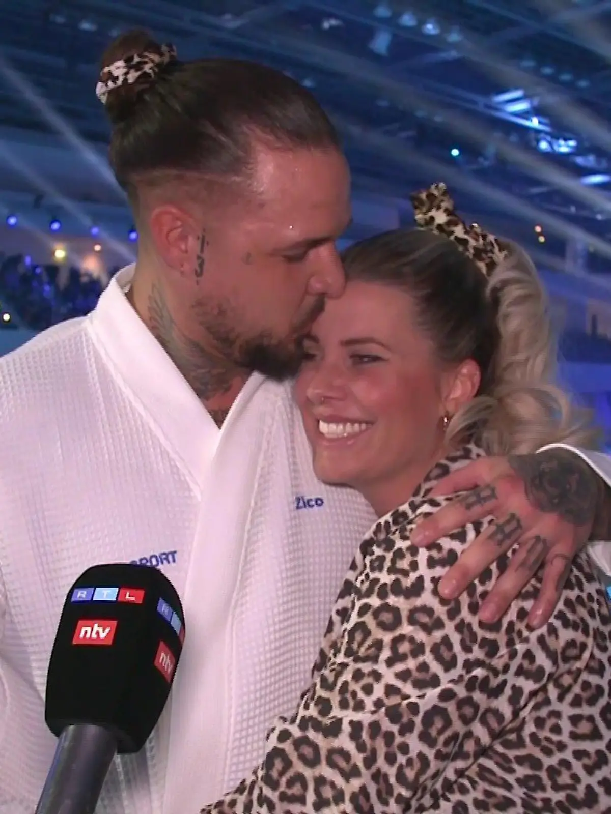 Zico Banach und Pia Tillmann erwarten Nachwuchs